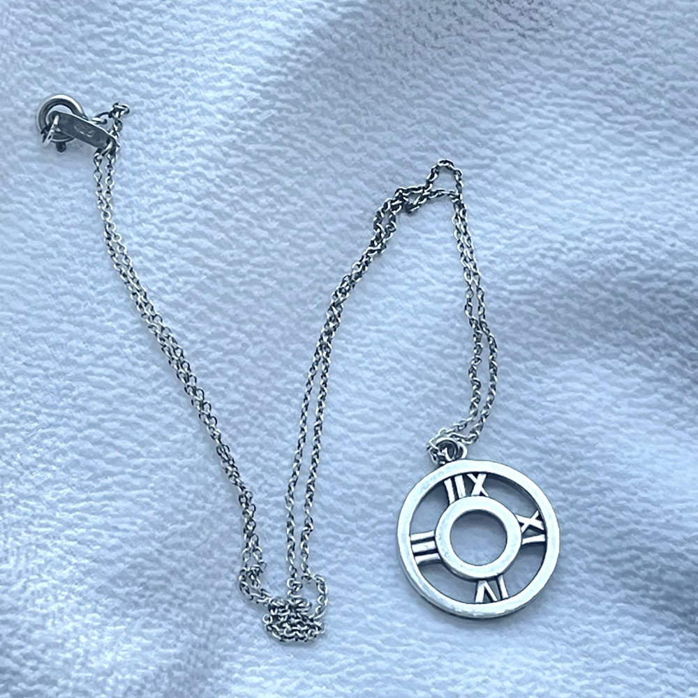 Authentic Tiffany & Co. Atlas 16” Necklace and Pendant